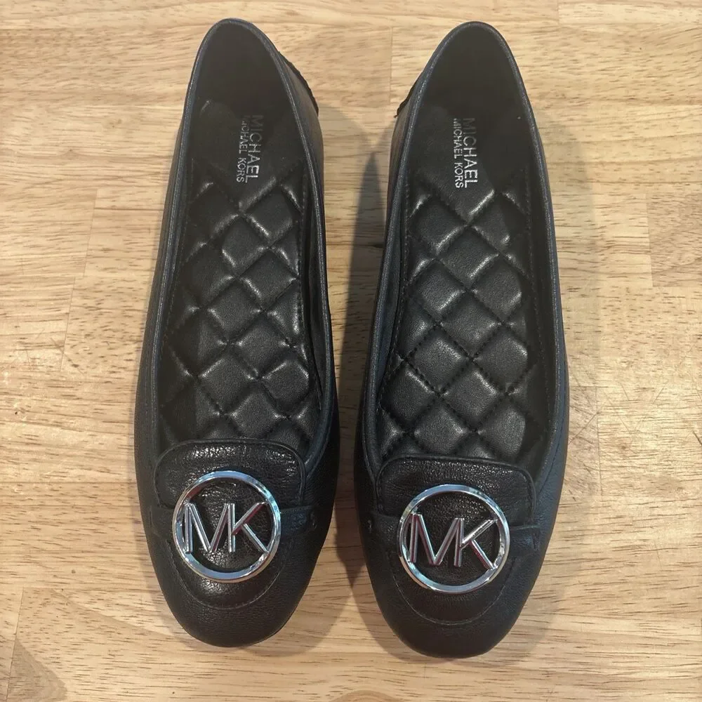 Michael Kors Ballet Flats Driving Shoes MK Silver Tone Logo Charm Black Size 6M